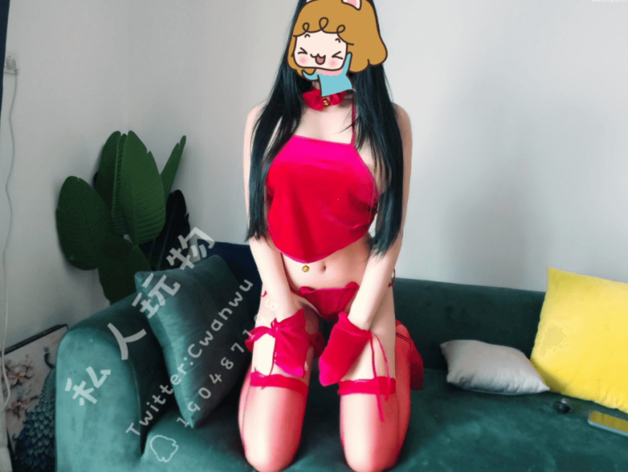 图片[1]-极品身材爆乳女神【私人玩物】3月最新作品，红色情趣肚兜铃铛，白虎嫩穴极品身材33P2V-集乐社