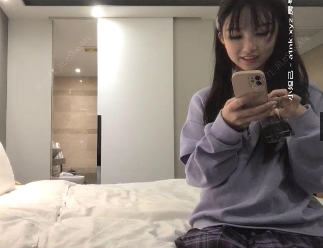 图片[3]-抖音20万粉美女主播【小刘同学zzz】疑似被探花李神约战过甜甜似初恋+抖音视频-集乐社