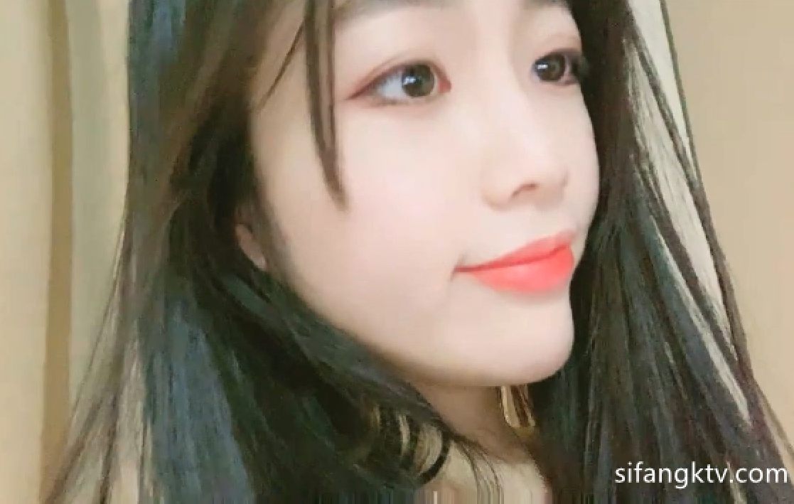 图片[1]-⭐稀有重磅：极品美女 福利姬小熙首次露脸露点千元一对一【1V/2.21GB】-集乐社