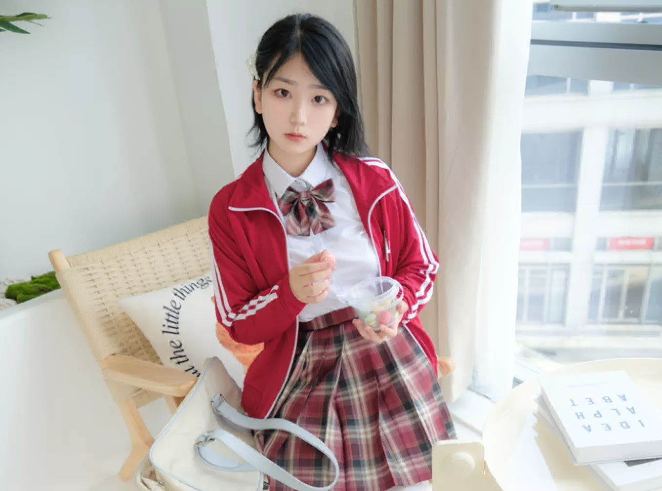 图片[1]-素人渔夫万元私定【林书辞】JK服清纯美少女嫩妹【小枫】大尺度私拍【116P+1V/5.8GB】-集乐社