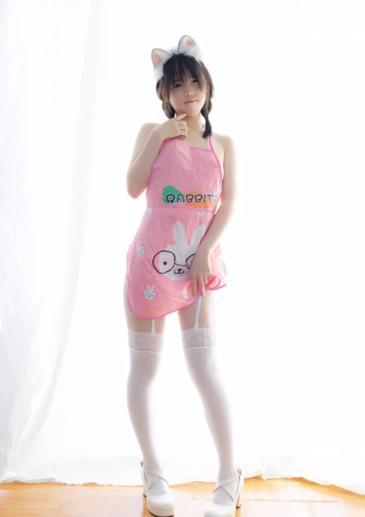 图片[1]-ஐ少女秩序ஐ内部私定 激萌萝莉小鱼 粉色肚兜 极品馒头穴【1.99GB】-集乐社
