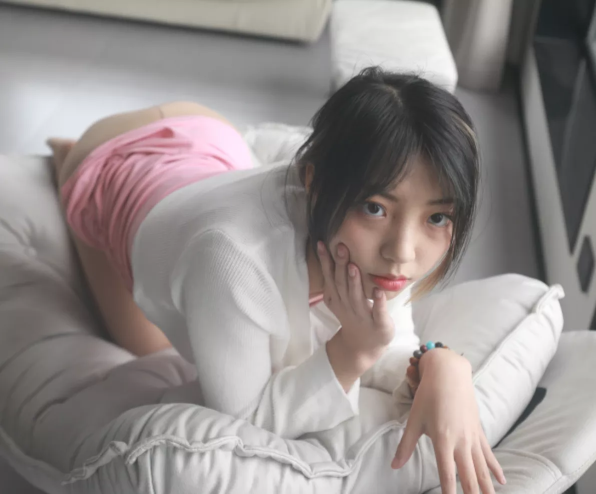 图片[3]-ஐ梦丝女神ஐ内部众筹 高颜嫩妹雪儿 无内肉丝 露点定制-集乐社