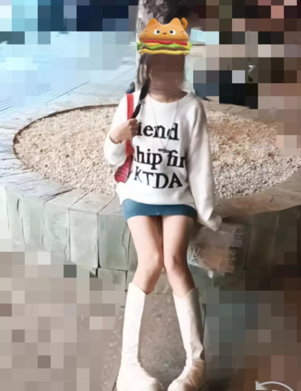 图片[2]-三月最新乱伦作品！小舅和外甥女的虐恋！外甥女才19岁 全身都很嫩 天然白虎萝莉，趁她喝多 下面超级紧 小舅差点没忍住内射-集乐社