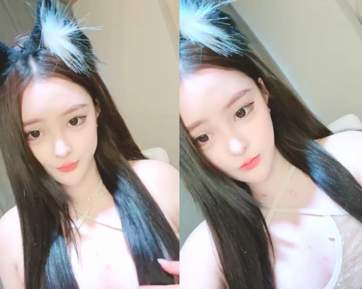 珠峰颜值 美炸了！【草莓味蛋糕】软糯闷骚~无敌豪乳小粉逼【2.3GB】-集乐社