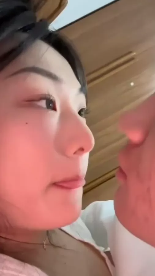 图片[4]-【极品反差婊】湖北襄阳清纯小骚货❤️交往了两个多月上了床❤️刚开始很矜持，特别害羞，害羞的样子也很可爱！-集乐社