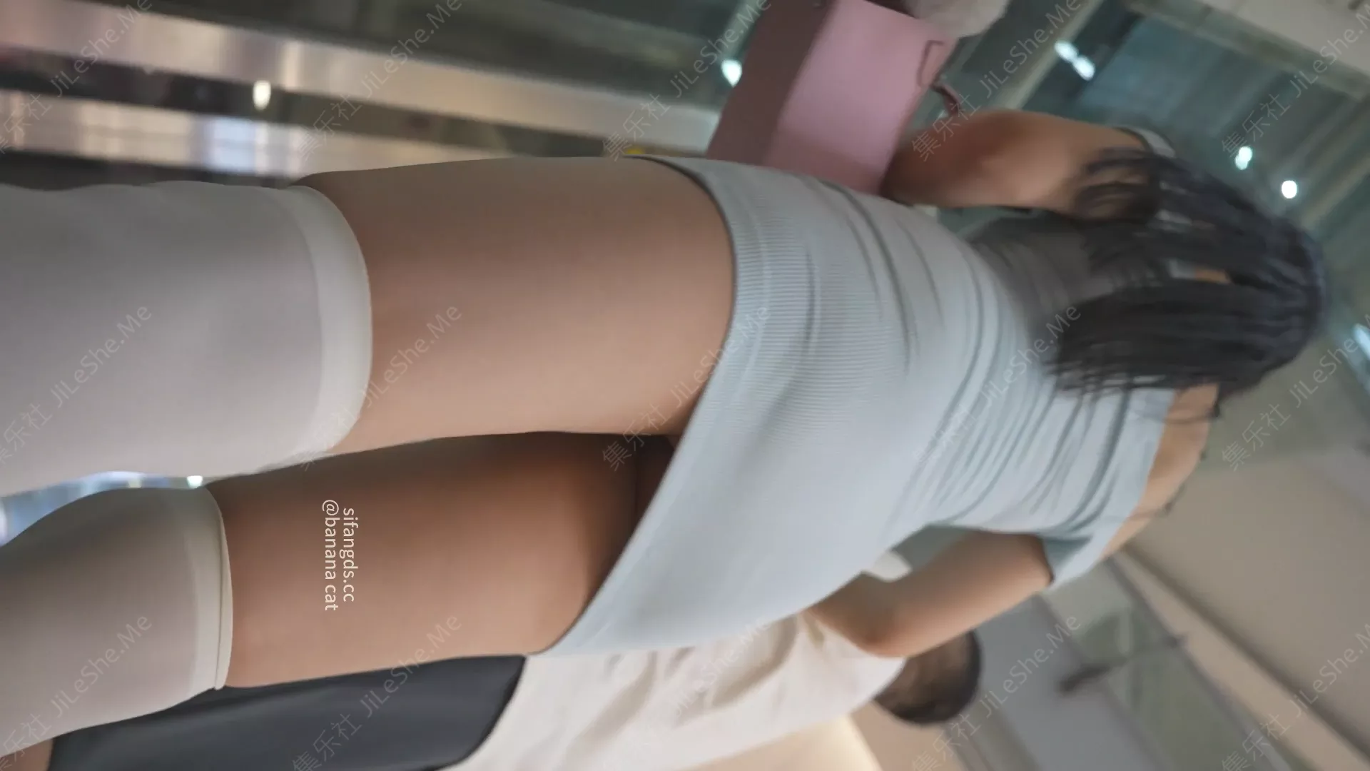 图片[3]-官方售价72元 医美店偶遇做医美的骚货美女从里面走出来【1V/270MB】-集乐社