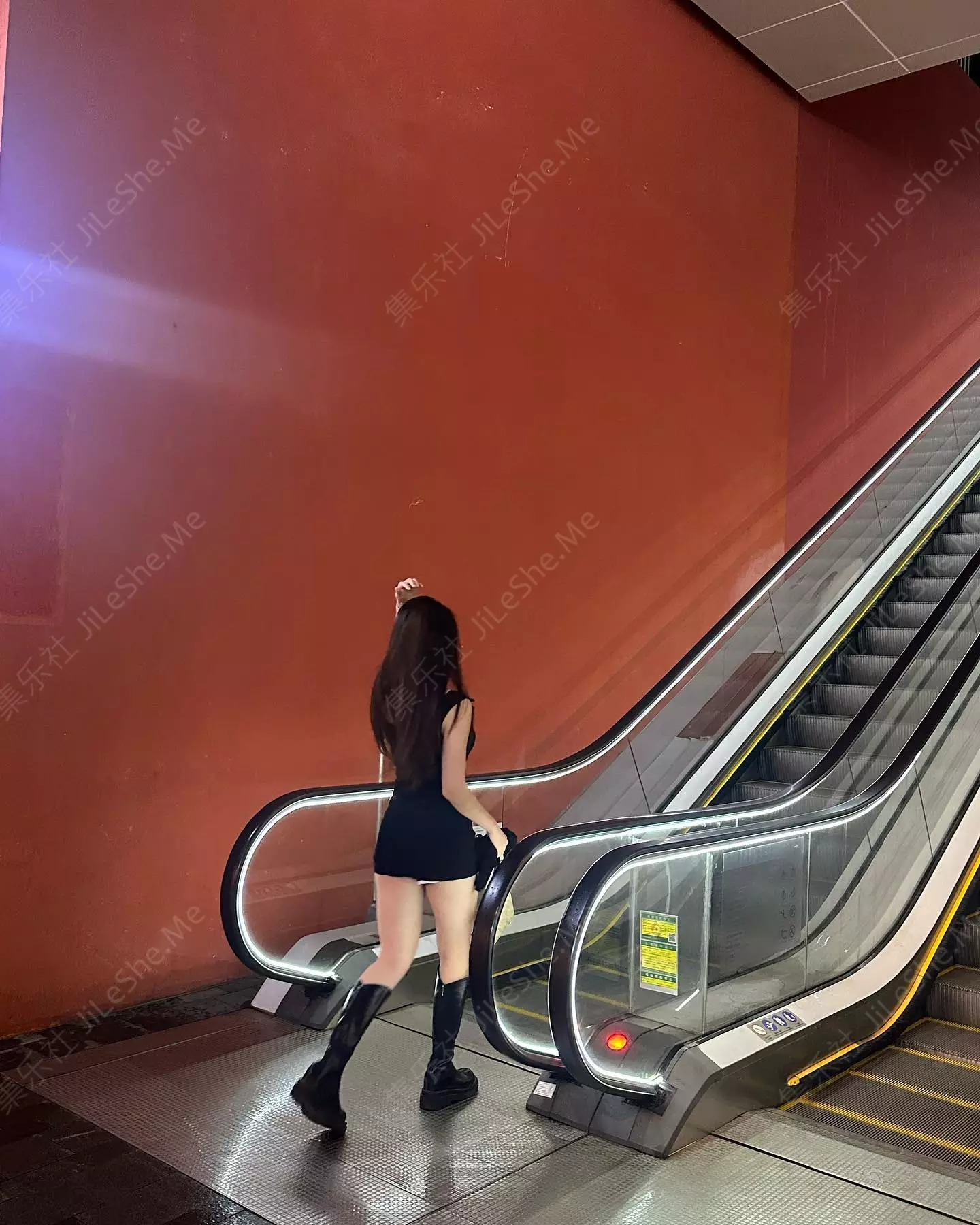 图片[1]-【06.07新增45V大尺度】抖音70W粉丝巨乳网红 宝贝77 @77sunny@sunny77 ins 抖音视频福利合集【1003V+377P/821MB】-集乐社