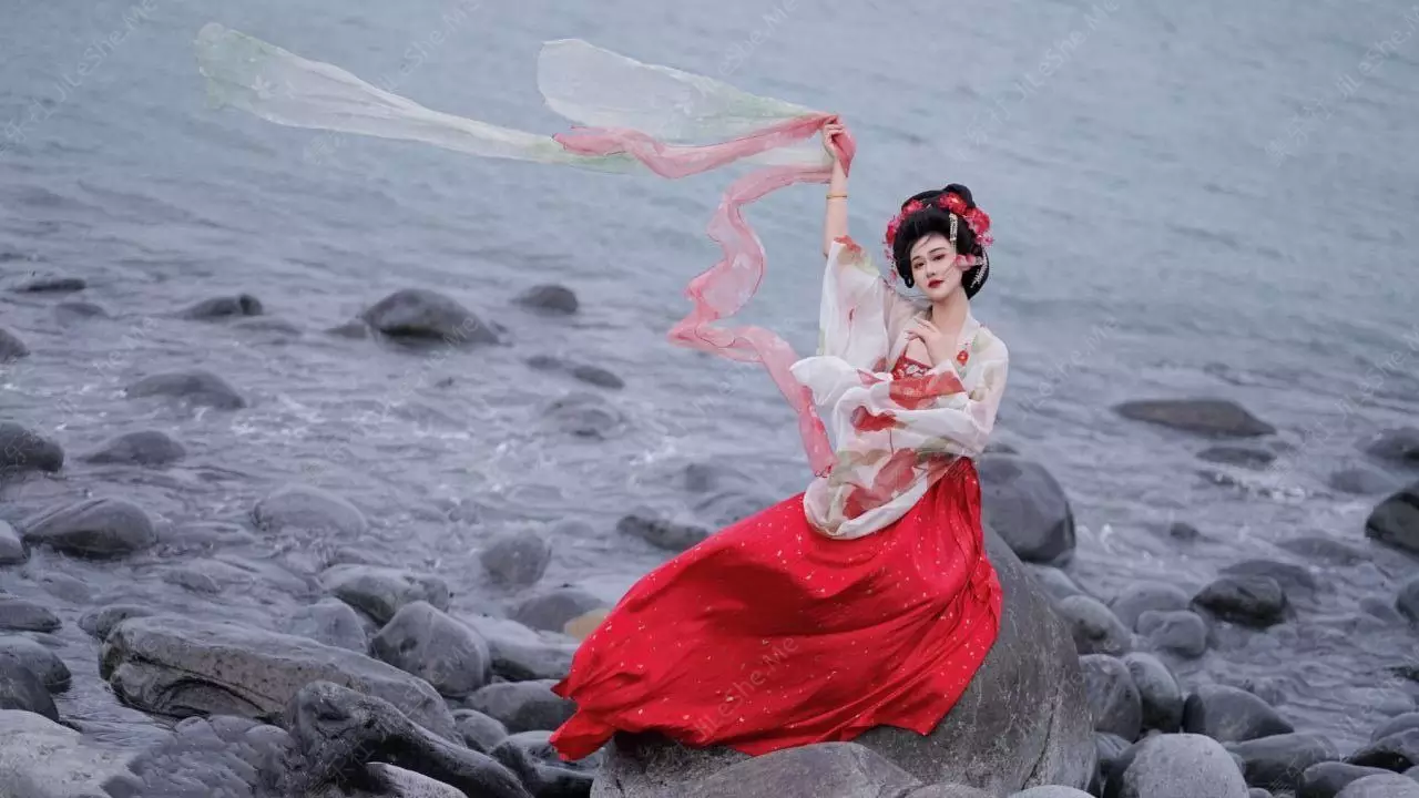 图片[2]-2025年5月最新富二代约炮【fKabuto】，23岁浙江白富美，完美露脸，拿下让她体验床上的极致快乐，叫的好刺激-集乐社