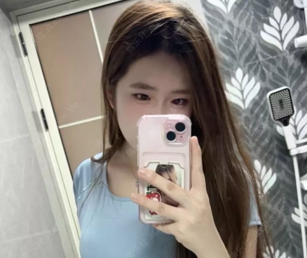 重磅核弹，fabjous泄密群，8月更新多位极品美女福利，高气质小姐姐表面光鲜私下金主母狗(84V)-集乐社