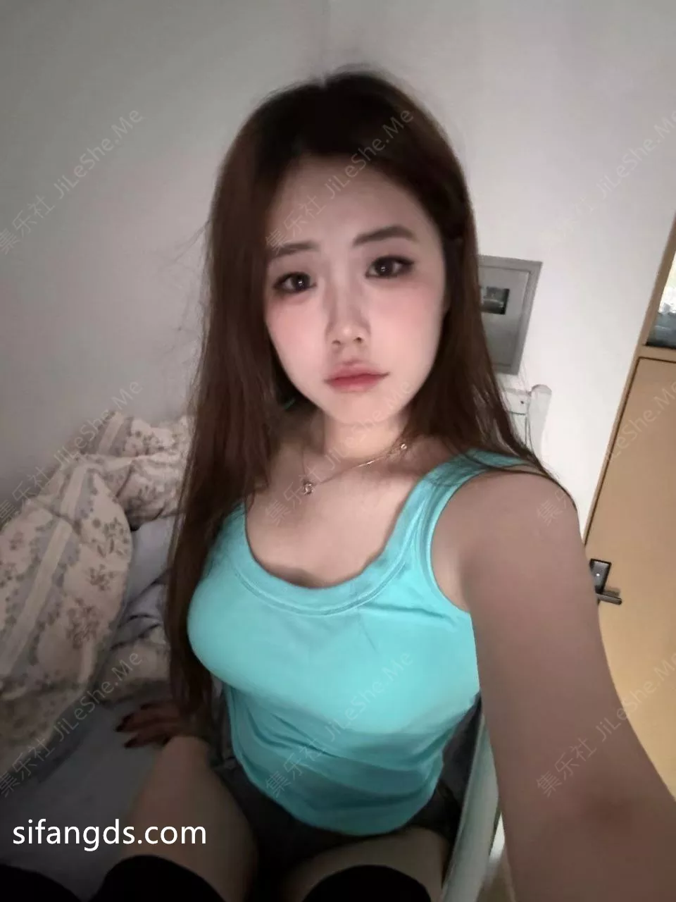 图片[2]-重磅核弹，fabjous泄密群，8月更新多位极品美女福利，高气质小姐姐表面光鲜私下金主母狗(84V)-集乐社